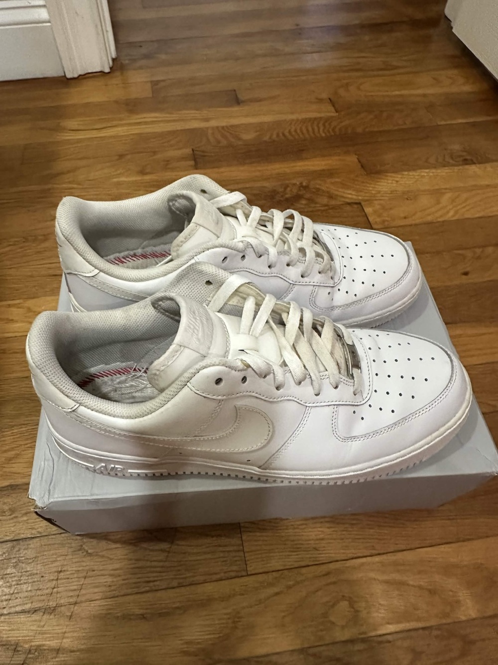 *Used* Air Force Men White (315122-111) Size 12 *No Original Box*